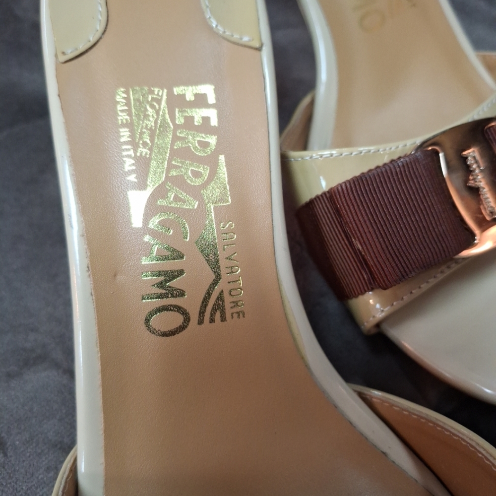 Salvatore Ferragamo bow kitten heel slide ons size 5 - Picture 3 of 7